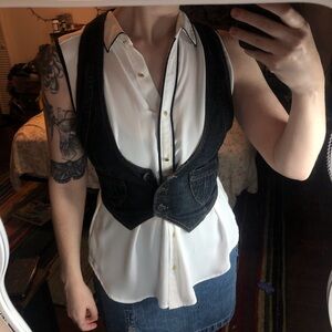 4/$25 White with black trim and gold button accent sleeveless blouse